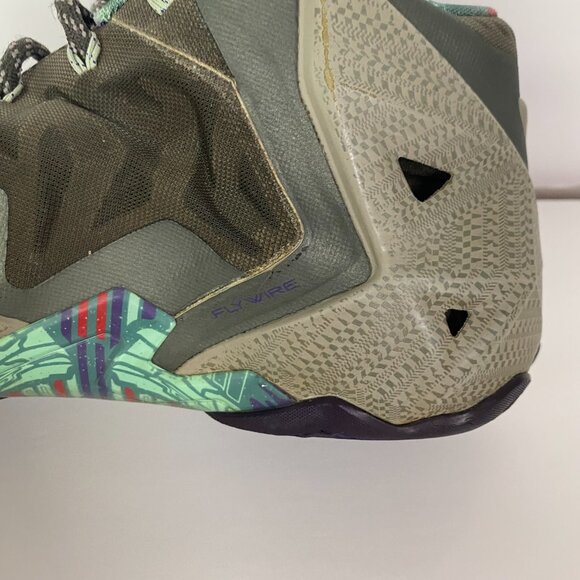 Nike Lebron 11 Terracotta Warrior Basketball Shoes Men's 12 Gray Electric Purple - Picture 14 of 16